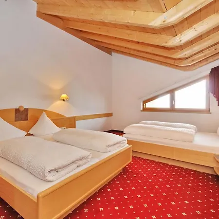 Amadeus Micheluzzi 4* Serfaus
