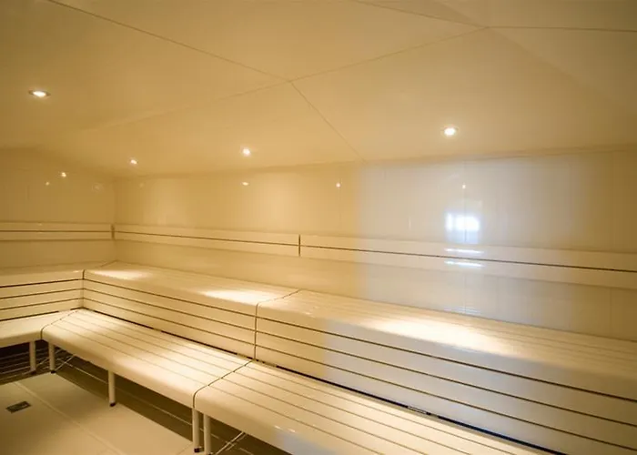 Amadeus Micheluzzi Hotel 4*