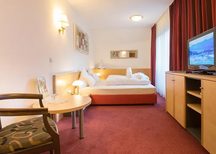 Amadeus Micheluzzi Hotel 4*