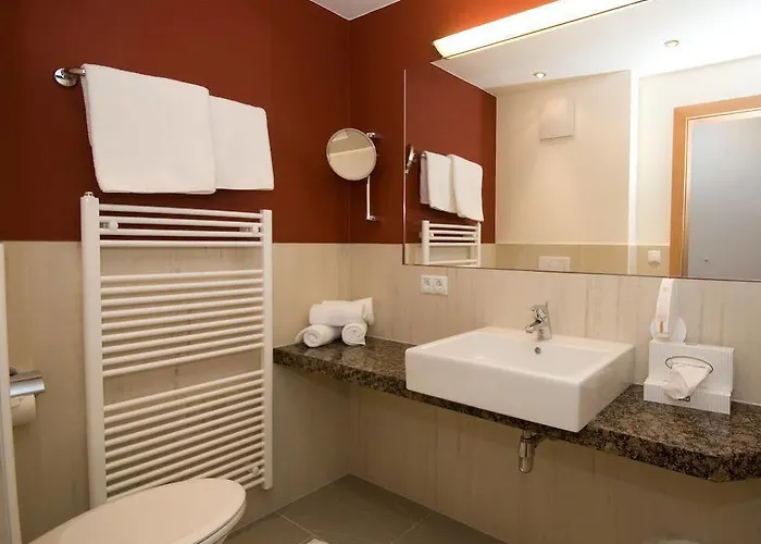 Amadeus Micheluzzi Hotel 4*