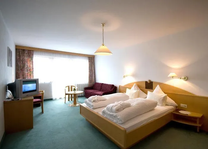 Amadeus Micheluzzi Hotel 4*