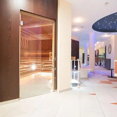 Отель Amadeus Micheluzzi Серфаус