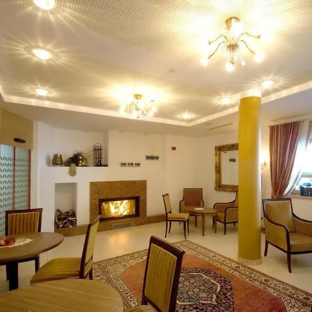 Amadeus Micheluzzi Hotel