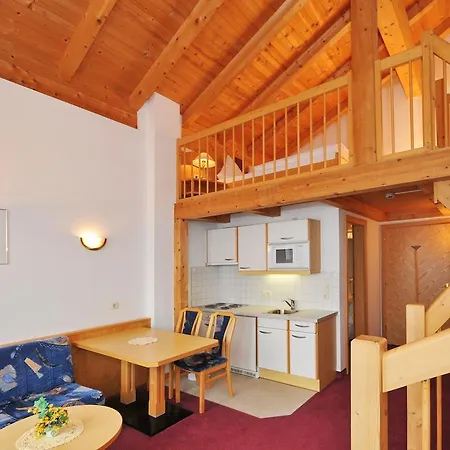 Amadeus Micheluzzi ホテル 4*